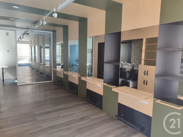 commerce à louer - 59.39 m2 - ST JULIEN DE CONCELLES - 44 - PAYS-DE-LOIRE - Century 21 Amara Immobilier