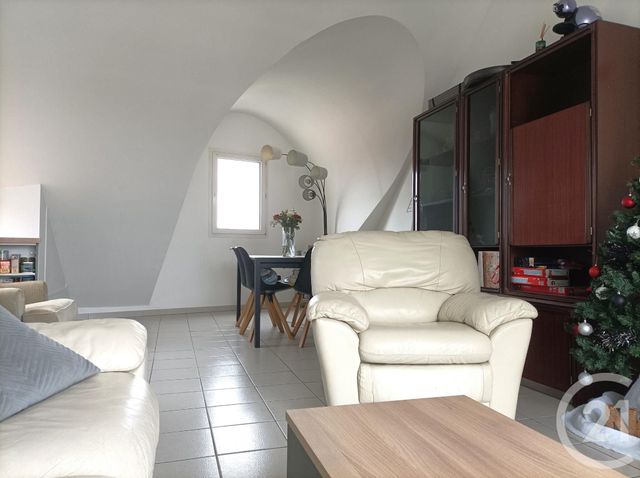 Afficher la photo en grand Appartement T2 à vendre - 2 pièces - 45.25 m2 - ST SEBASTIEN SUR LOIRE - 44 - PAYS-DE-LOIRE - Century 21 Amara Immobilier