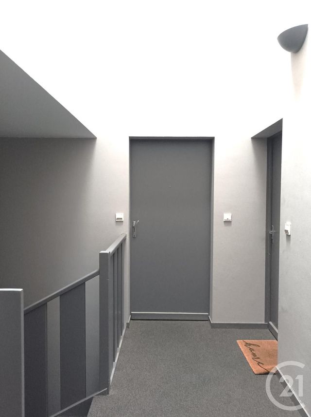 Afficher la photo en grand Appartement T2 à vendre - 2 pièces - 45.25 m2 - ST SEBASTIEN SUR LOIRE - 44 - PAYS-DE-LOIRE - Century 21 Amara Immobilier