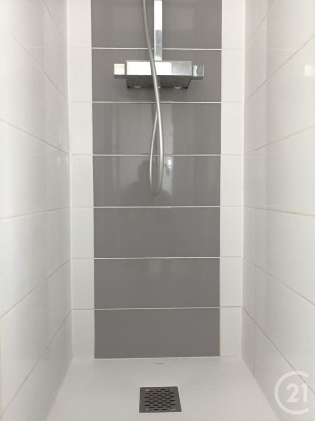 Afficher la photo en grand Appartement T2 à vendre - 2 pièces - 45.25 m2 - ST SEBASTIEN SUR LOIRE - 44 - PAYS-DE-LOIRE - Century 21 Amara Immobilier