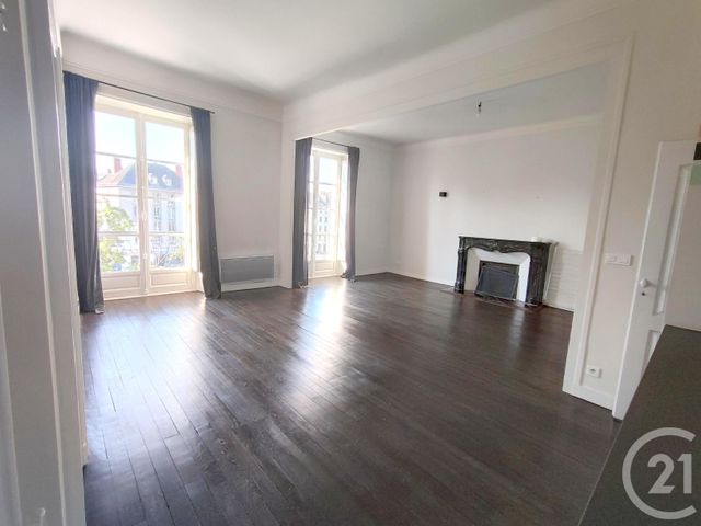 Appartement T3 à louer - 3 pièces - 85.66 m2 - NANTES - 44 - PAYS-DE-LOIRE - Century 21 Amara Immobilier