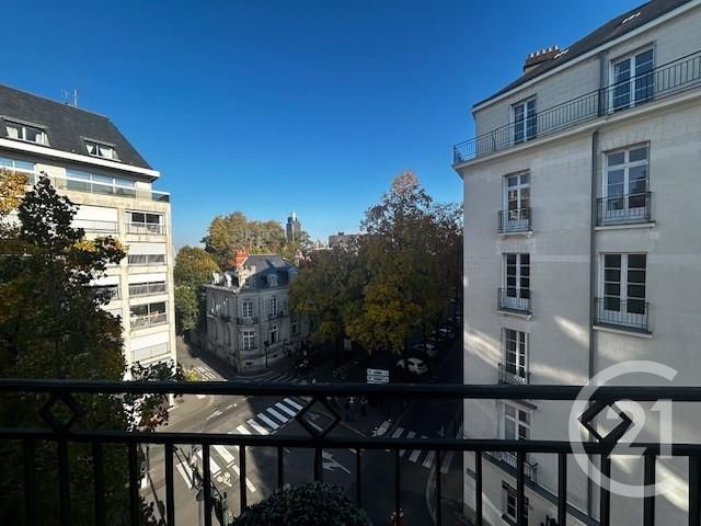 Afficher la photo en grand Appartement à vendre - 5 pièces - 134.34 m2 - NANTES - 44 - PAYS-DE-LOIRE - Century 21 Amara Immobilier
