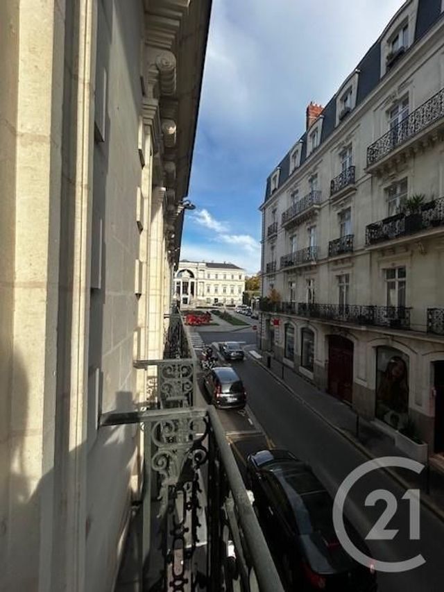 Afficher la photo en grand Appartement T5 à vendre - 5 pièces - 149.21 m2 - NANTES - 44 - PAYS-DE-LOIRE - Century 21 Amara Immobilier