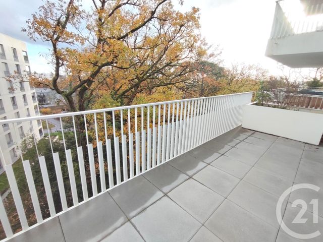 Appartement T3 à louer - 3 pièces - 61.6 m2 - ST HERBLAIN - 44 - PAYS-DE-LOIRE - Century 21 Amara Immobilier