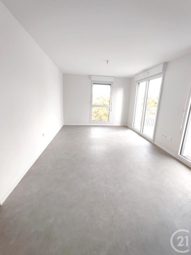 Appartement T3 à louer - 3 pièces - 61.6 m2 - ST HERBLAIN - 44 - PAYS-DE-LOIRE - Century 21 Amara Immobilier