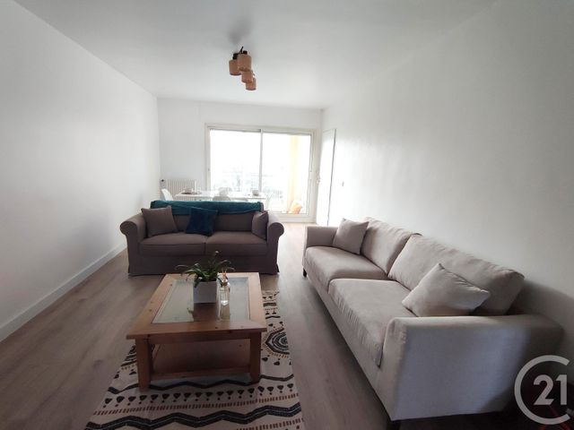 Appartement T5 à louer - 5 pièces - 85.72 m2 - ST HERBLAIN - 44 - PAYS-DE-LOIRE - Century 21 Amara Immobilier