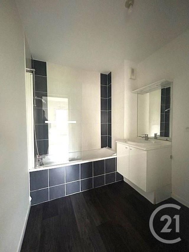 Appartement T2 à vendre - 2 pièces - 48.31 m2 - NANTES - 44 - PAYS-DE-LOIRE - Century 21 Amara Immobilier