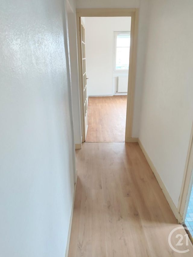 Appartement T4 à louer - 4 pièces - 94.0 m2 - NANTES - 44 - PAYS-DE-LOIRE - Century 21 Amara Immobilier