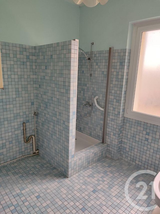 Appartement T4 à louer - 4 pièces - 94.0 m2 - NANTES - 44 - PAYS-DE-LOIRE - Century 21 Amara Immobilier