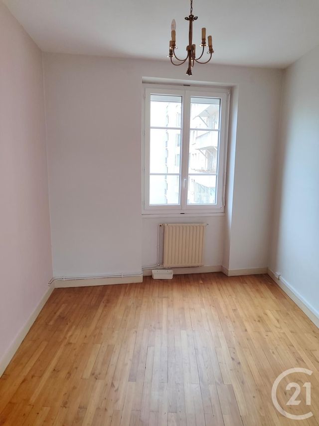 Appartement T4 à louer - 4 pièces - 94.0 m2 - NANTES - 44 - PAYS-DE-LOIRE - Century 21 Amara Immobilier