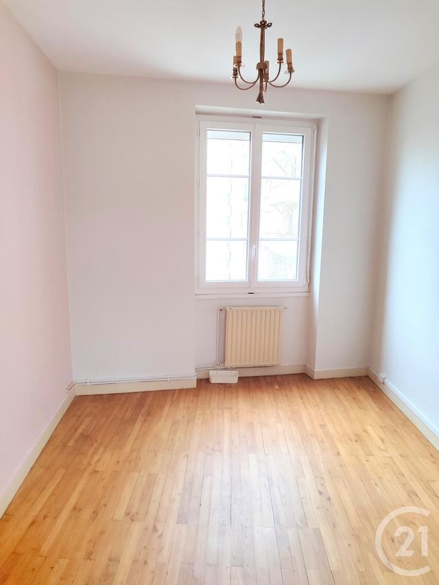 Appartement T4 à louer - 4 pièces - 94.0 m2 - NANTES - 44 - PAYS-DE-LOIRE - Century 21 Amara Immobilier