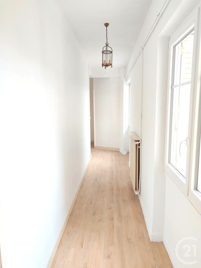 Appartement T4 à louer - 4 pièces - 94.0 m2 - NANTES - 44 - PAYS-DE-LOIRE - Century 21 Amara Immobilier