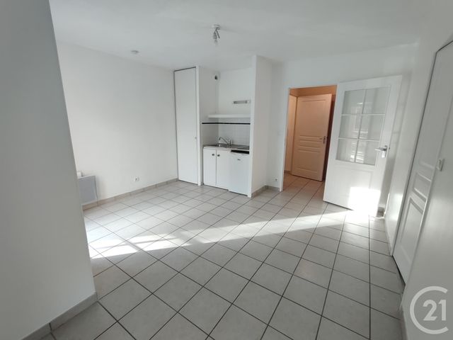 Appartement T2 à louer - 2 pièces - 31.94 m2 - NANTES - 44 - PAYS-DE-LOIRE - Century 21 Amara Immobilier