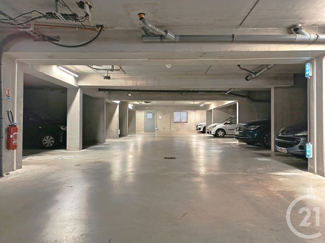 Appartement à vendre - 3 pièces - 60.75 m2 - BOUGUENAIS - 44 - PAYS-DE-LOIRE - Century 21 Amara Immobilier