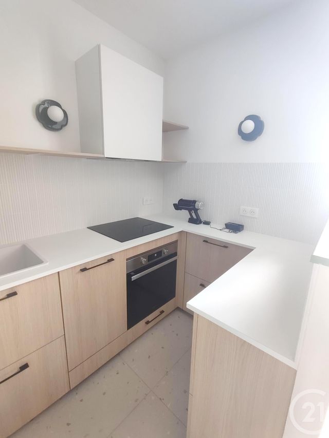 Appartement Studio à louer - 1 pièce - 28.14 m2 - NANTES - 44 - PAYS-DE-LOIRE - Century 21 Amara Immobilier