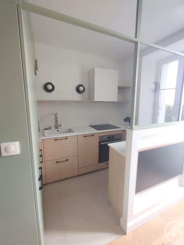 Appartement Studio à louer - 1 pièce - 28.14 m2 - NANTES - 44 - PAYS-DE-LOIRE - Century 21 Amara Immobilier