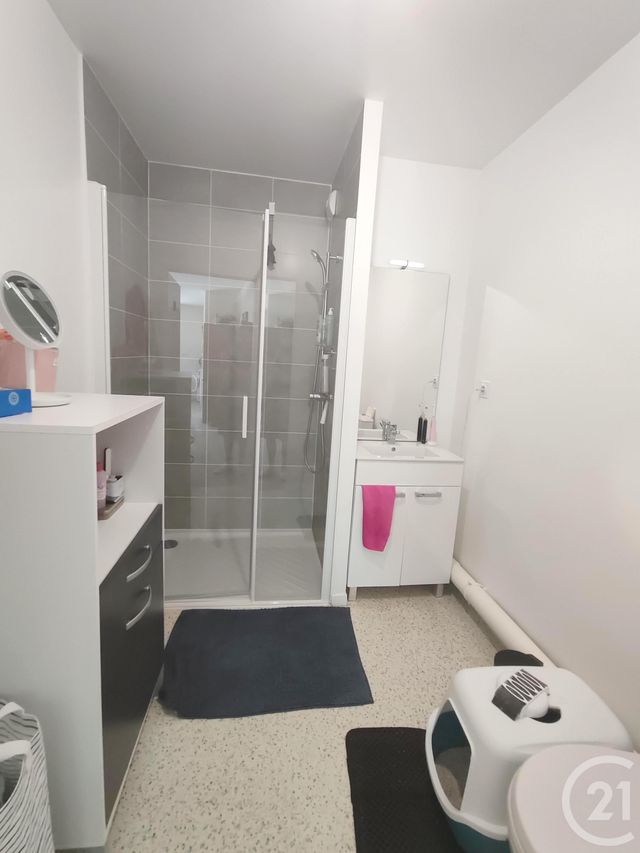Appartement T2 à louer - 2 pièces - 45.3 m2 - ST HERBLAIN - 44 - PAYS-DE-LOIRE - Century 21 Amara Immobilier
