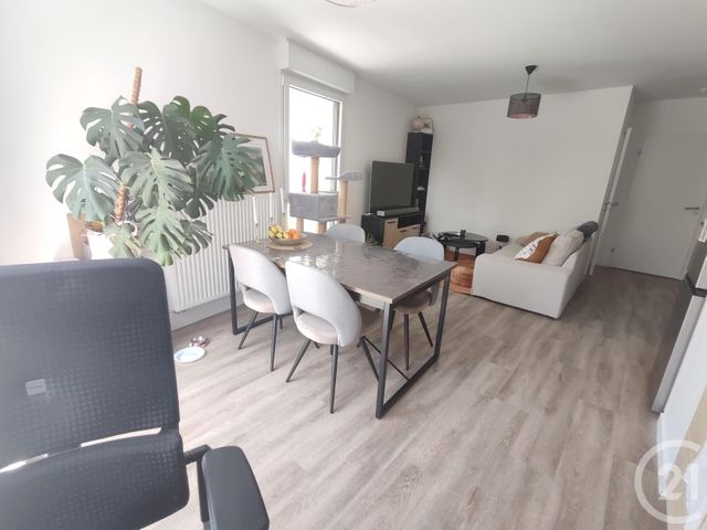 Appartement T2 à louer - 2 pièces - 45.3 m2 - ST HERBLAIN - 44 - PAYS-DE-LOIRE - Century 21 Amara Immobilier
