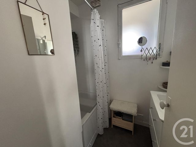 Appartement T4 à louer - 4 pièces - 66.26 m2 - NANTES - 44 - PAYS-DE-LOIRE - Century 21 Amara Immobilier