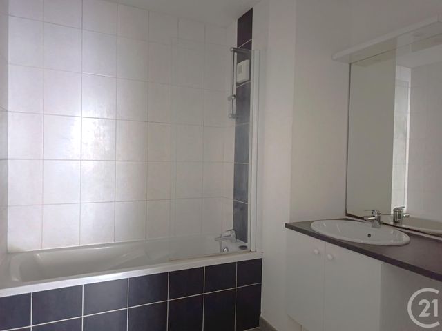 Appartement à vendre - 3 pièces - 62.0 m2 - NANTES - 44 - PAYS-DE-LOIRE - Century 21 Amara Immobilier