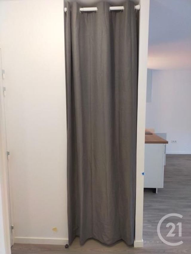Appartement T2 à louer - 2 pièces - 40.5 m2 - ST HERBLAIN - 44 - PAYS-DE-LOIRE - Century 21 Amara Immobilier