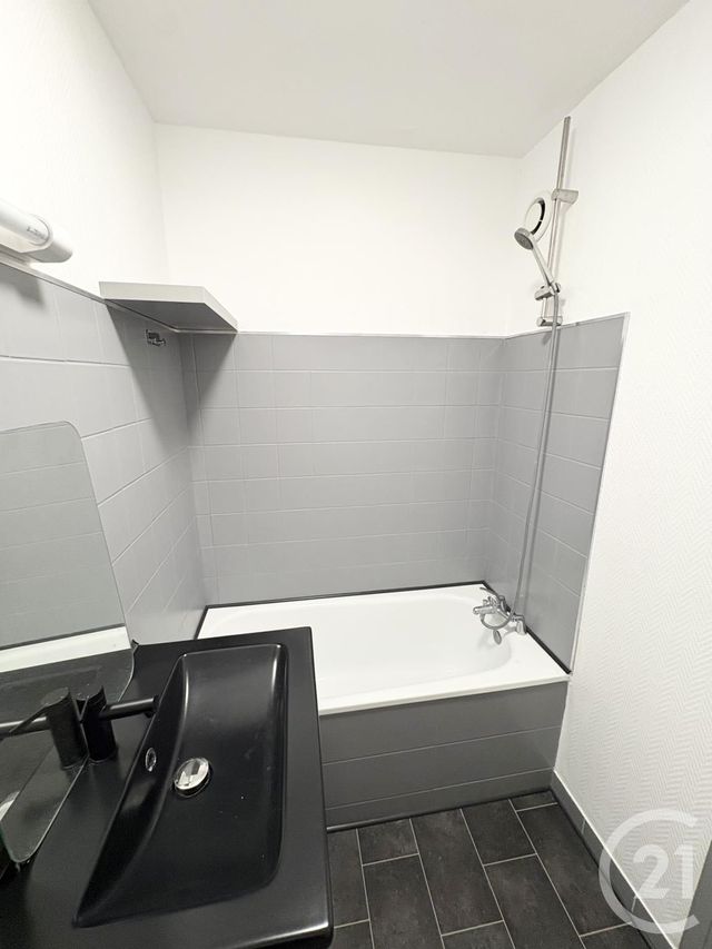 Appartement T2 à louer - 2 pièces - 45.0 m2 - NANTES - 44 - PAYS-DE-LOIRE - Century 21 Amara Immobilier