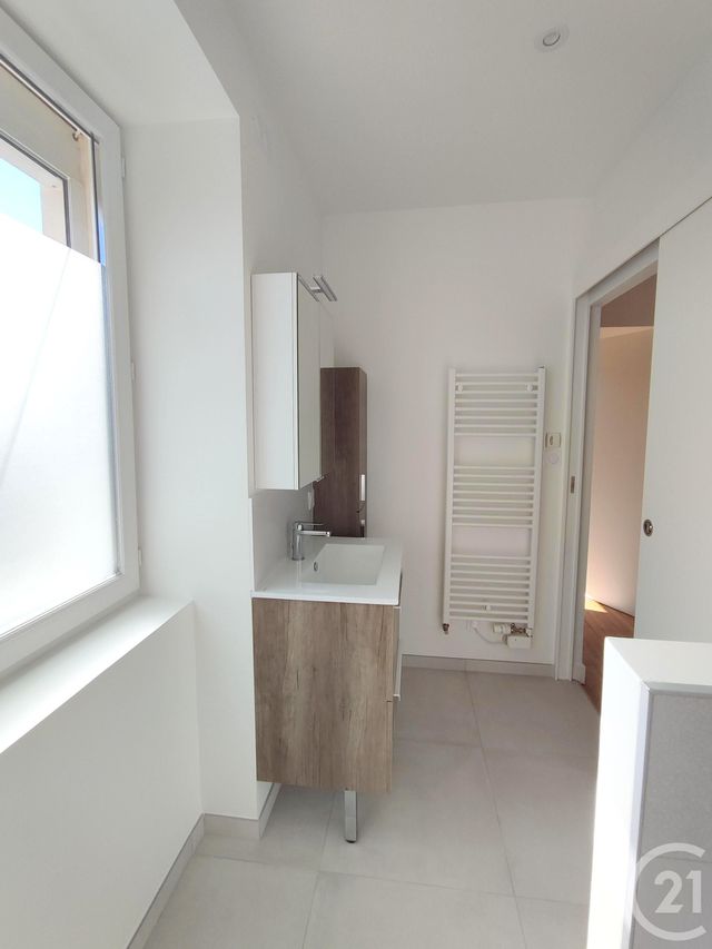 maison à louer - 4 pièces - 67.0 m2 - NANTES - 44 - PAYS-DE-LOIRE - Century 21 Amara Immobilier