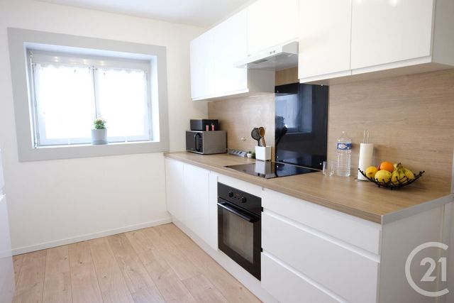 Appartement F3 à vendre - 3 pièces - 67.3 m2 - ST HERBLAIN - 44 - PAYS-DE-LOIRE - Century 21 Amara Immobilier Appartement F3 à vendre - 3 pièces - 67.3 m2 - ST HERBLAIN - 44 - PAYS-DE-LOIRE - Century 21 Amara Immobilier