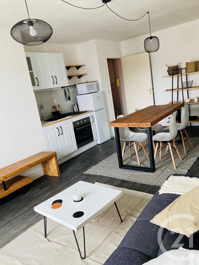 Appartement F2 à louer - 2 pièces - 36.7 m2 - NANTES - 44 - PAYS-DE-LOIRE - Century 21 Amara Immobilier Appartement F2 à louer - 2 pièces - 36.7 m2 - NANTES - 44 - PAYS-DE-LOIRE - Century 21 Amara Immobilier