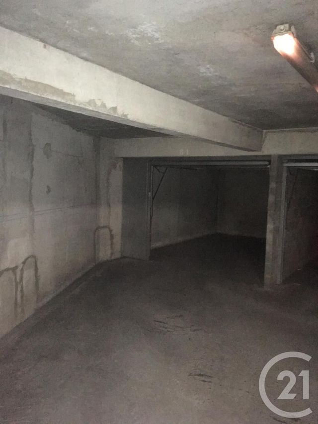 Afficher la photo en grand parking à louer - 14.66 m2 - NANTES - 44 - PAYS-DE-LOIRE - Century 21 Amara Immobilier